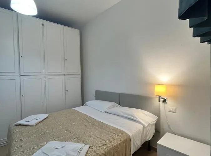Rucellai Guest house *
